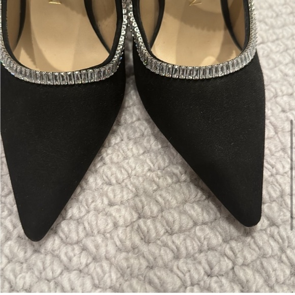 Stuart Weitzman Black Suede & Crystal Embellished Mule. Brand New! Size 8 - Picture 6 of 7